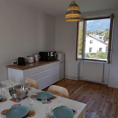 Appart 65M2 Avec 2 Chambres Dans Ferme Renovee - Parking Gratuit - Grande Vue Montagnes Montbonnot-Saint-Martin Extérieur photo